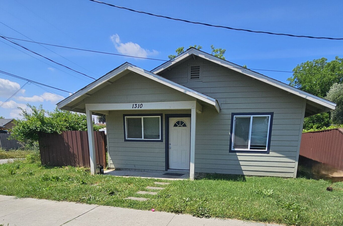 2 Bedroom 1 Bathroom Home for Rent in Corning! - 2 Bedroom 1 Bathroom Home for Rent in Corning!