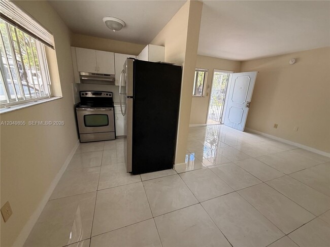 Photo - 1194 NW 19th Ave Unit 1