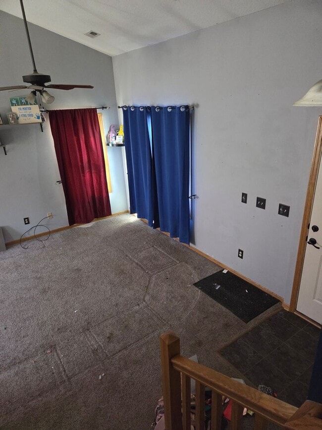 Photo - 4043 Dubuque Ave