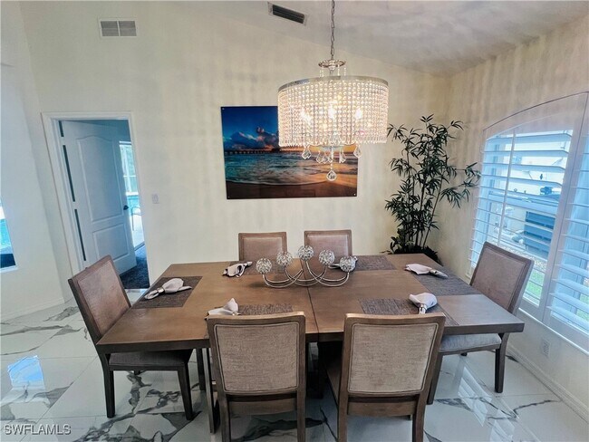 Photo - 1031 Tivoli Ln