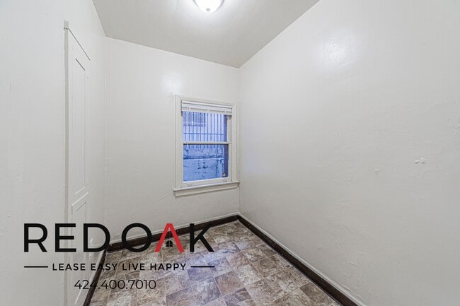 Photo - 450 S Kenmore Ave Unit 102