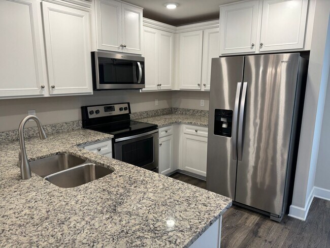 Photo - Fabulous Bellevue Condo in Great Location