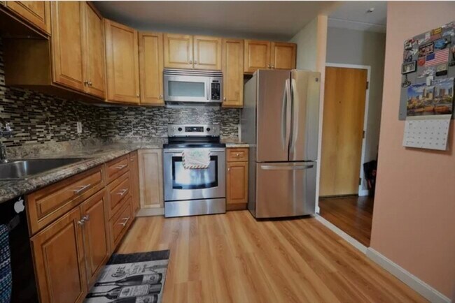 Photo - 14 Heron St Unit 410