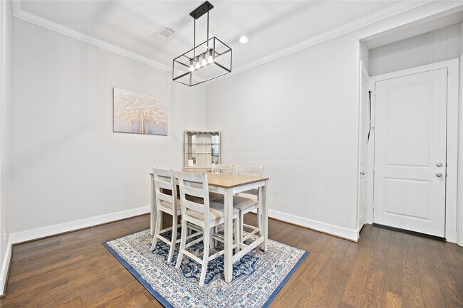 Photo - 1324 W Pierce St