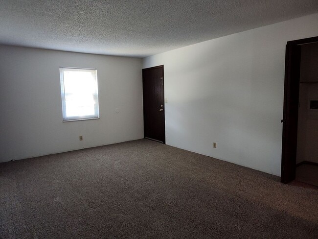 Photo - 522 Boxwood Dr Unit 2