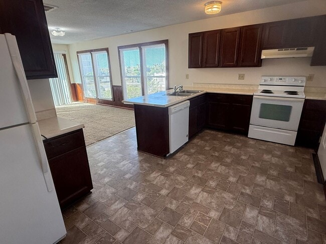 Photo - 2 Bedroom, 1.5 bath Townhouse at the beach