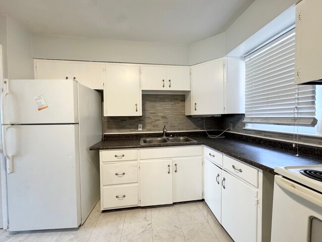 Photo - 4513 Virginia Ave