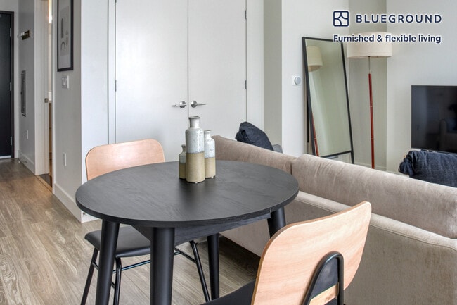 Photo - 1133 S Hope St Unidad FL9-ID733