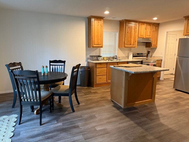 Photo - Brand new home, short or mid term rental, furnished or unfurnished!