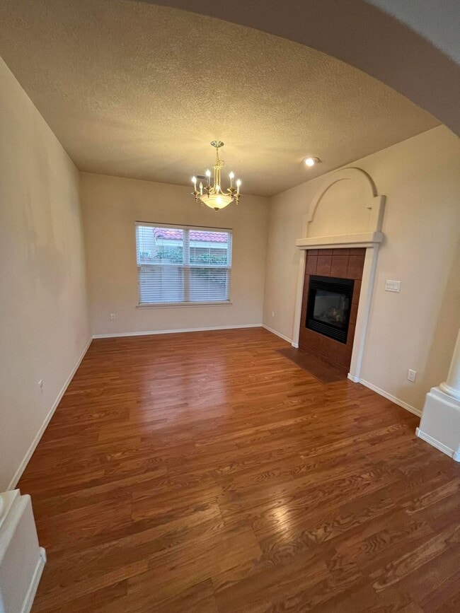 Photo - 7505 Treviso Ct NE