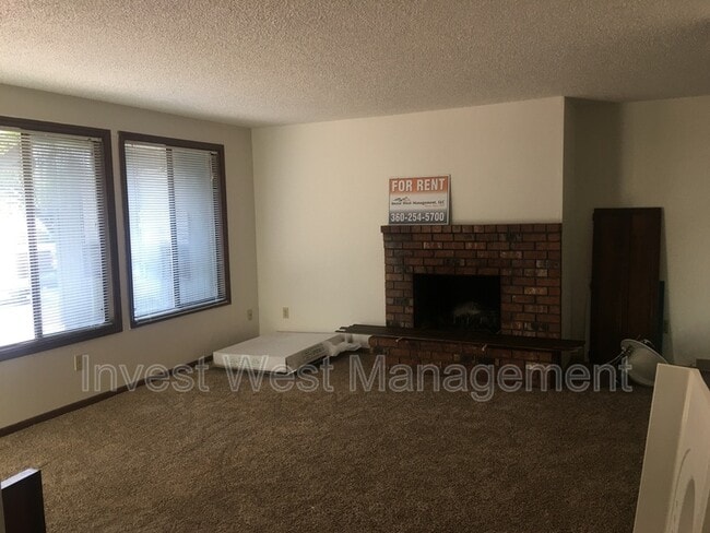 Photo - 14306 NE 14th Cir