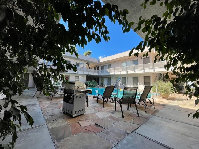 Photo - 3200 Cheviot Vista Pl Unidad 16