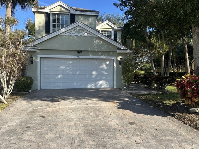 Photo - 124 Canterbury Plz