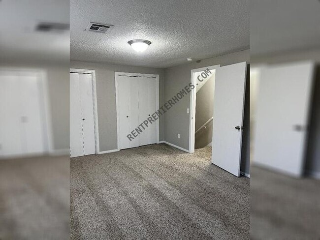 Photo - 981 NW 5th St