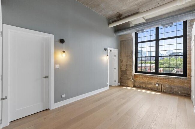 Photo - 2 bedroom in Chicago IL 60607 Unidad 4M