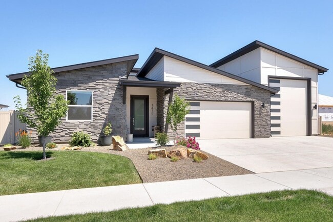 Building Photo - New home for Rent! Great Location.