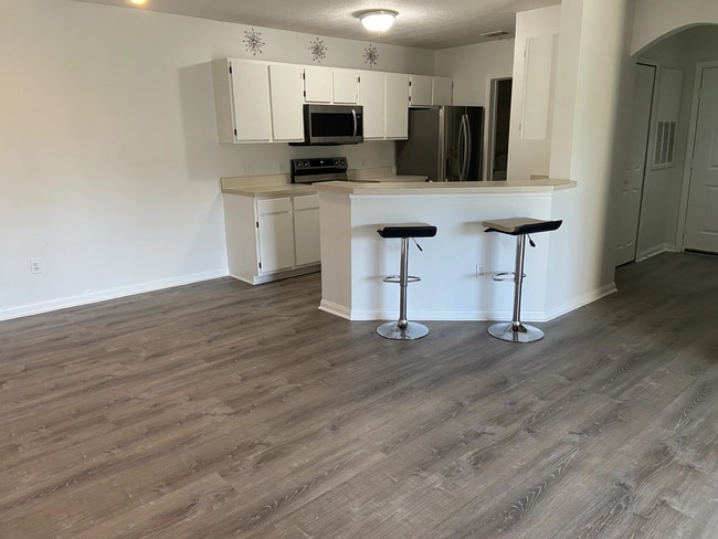 Photo - 6548 Swissco Dr Unit 6230