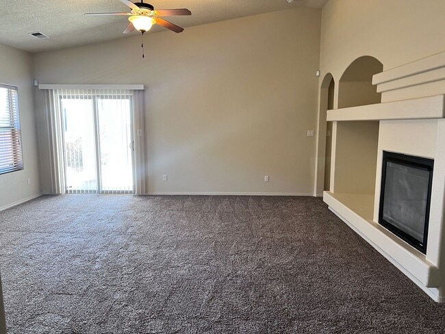 Photo - Lovely 3 Br, 2 Ba with FP, 2CG