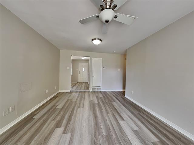 Photo - 2116 Crockett Dr