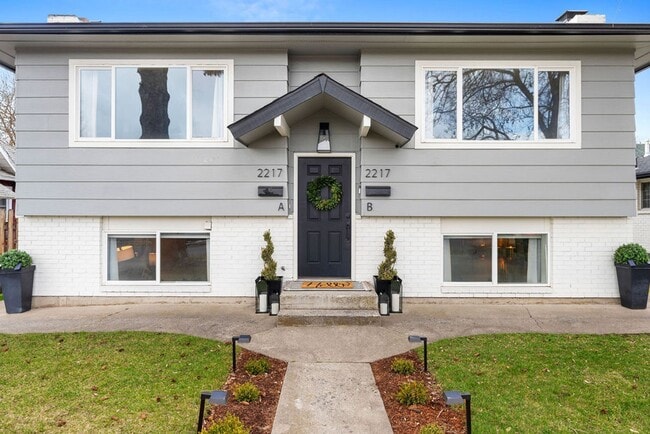 Photo - Cozy 2B/1B Unit A I Near Gonzaga/WSU/EWU & 5 Hospitals I Pet Friendly (Furnished)