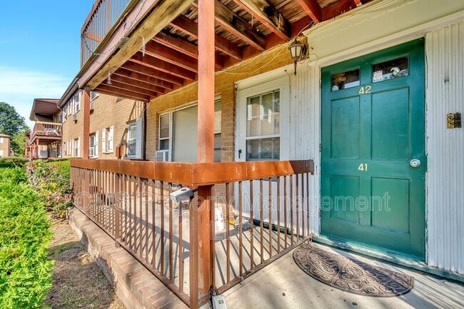 Photo - 55 Gill Ln Unidad Apt 42