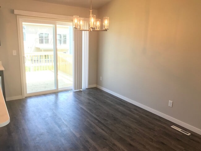 Photo - 3 Bed 2 Bath Single Family Home Unit 2625_5T