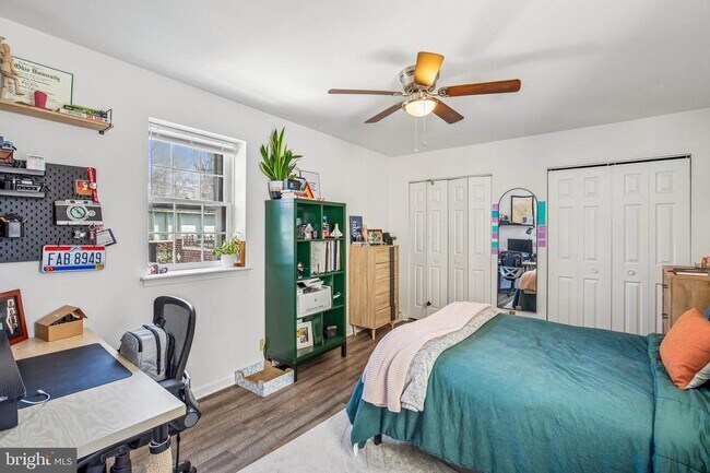 Photo - 117 Green Ln Unit B