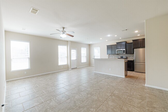 Photo - 25322 Saddlebrook Ranch Dr