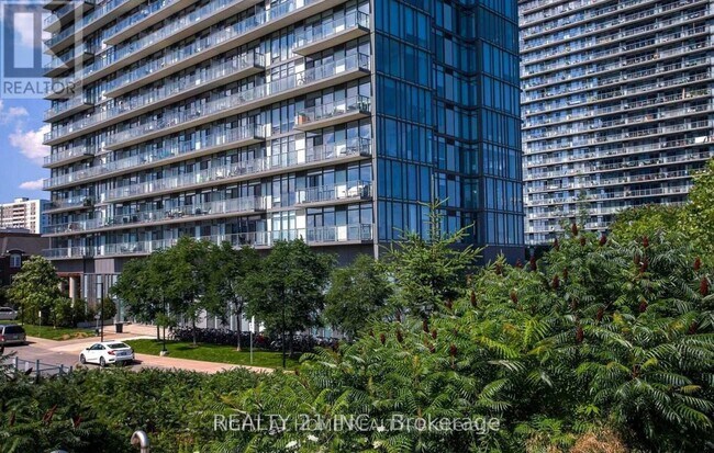 Photo - 105 The Queensway Unit 1602