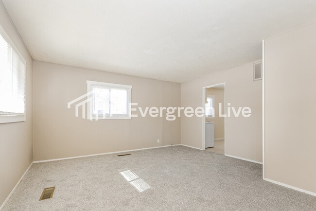 Photo - 1832 Memorial Dr