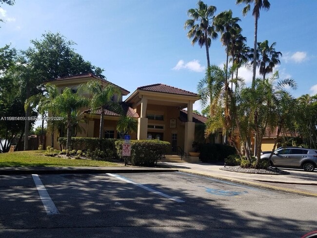 Building Photo - 4863 Via Palm Lakes