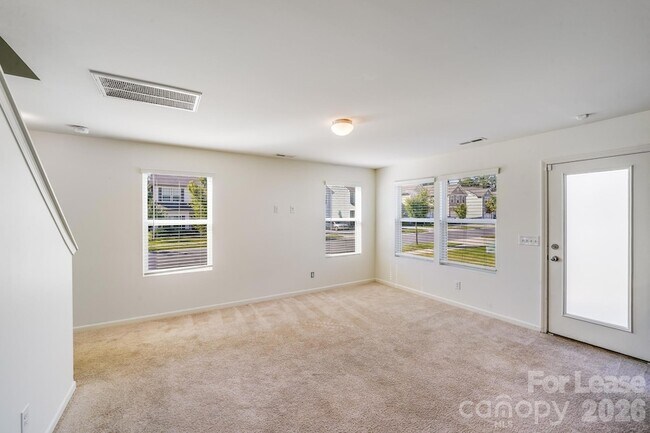 12915 Hill Pine Rd