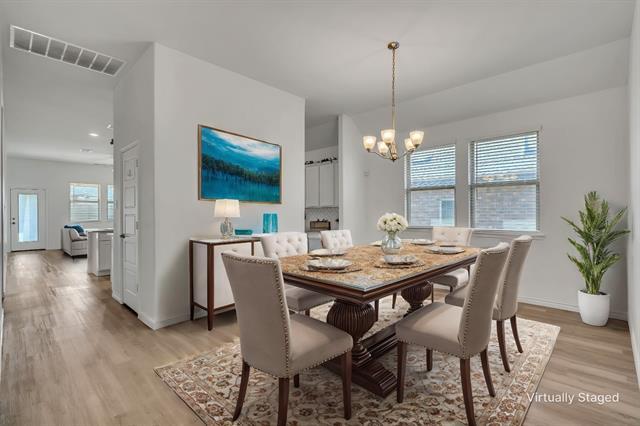 Photo - 1009 Azure Ln