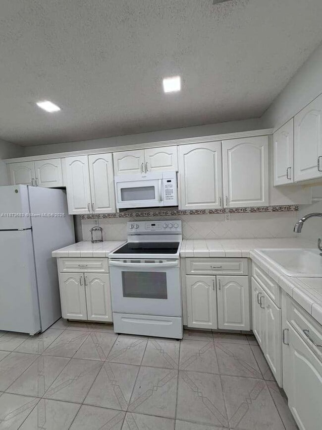 Photo - 6538 W 2nd Ct