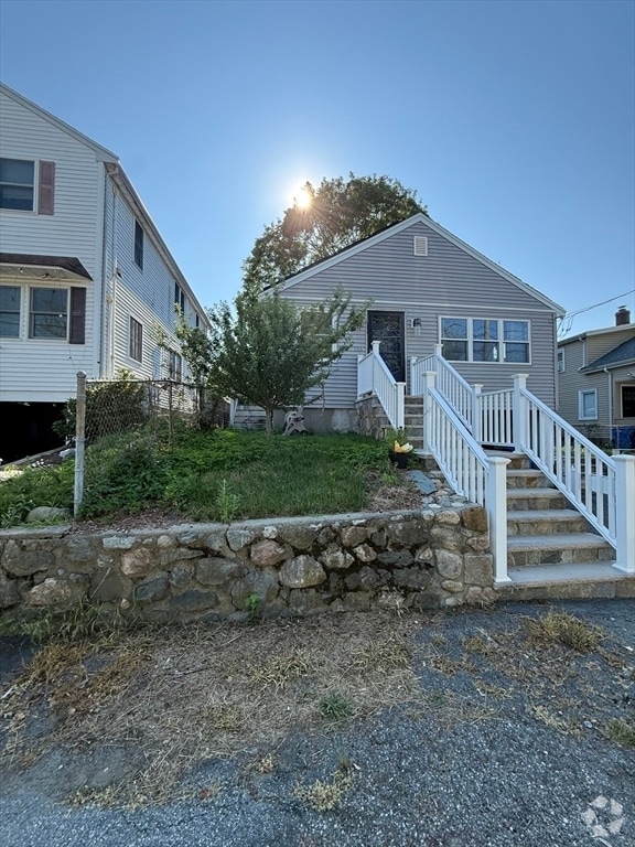 Building Photo - 128 Seminole Ave Rental