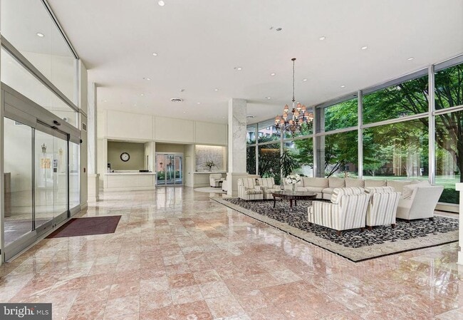 Photo - 4201 Cathedral Ave NW Unidad 1410E