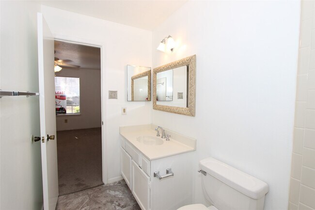 Photo - 10639 Braes Bend Dr