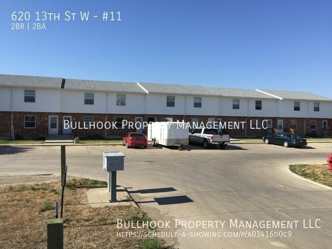 Building Photo - 620 13th St W