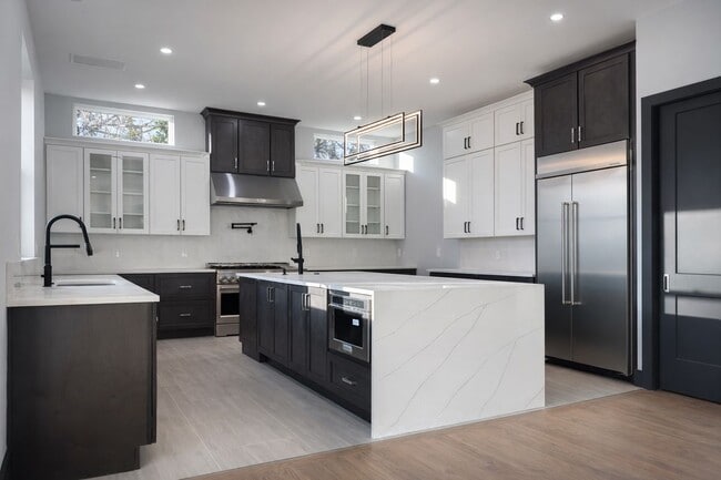 Photo - 2613 Beacon Hill Rd