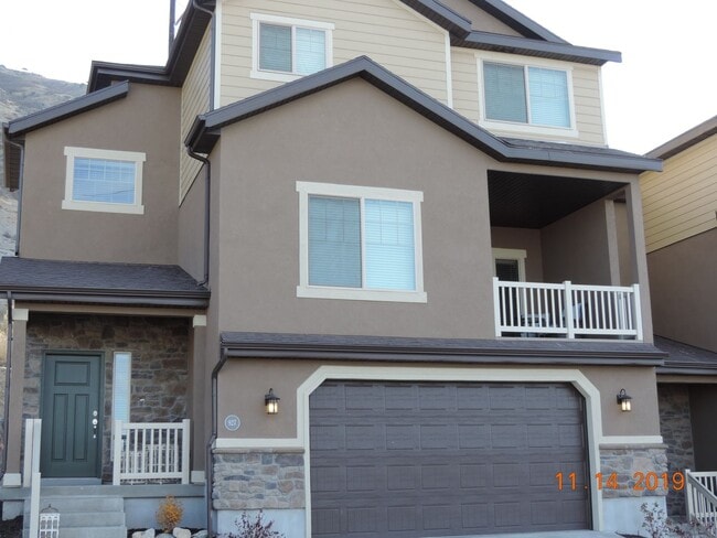 3 Bed Spacious Townhome - Provo's Southeas... - 3 Bed Spacious Townhome - Provo's Southeas...