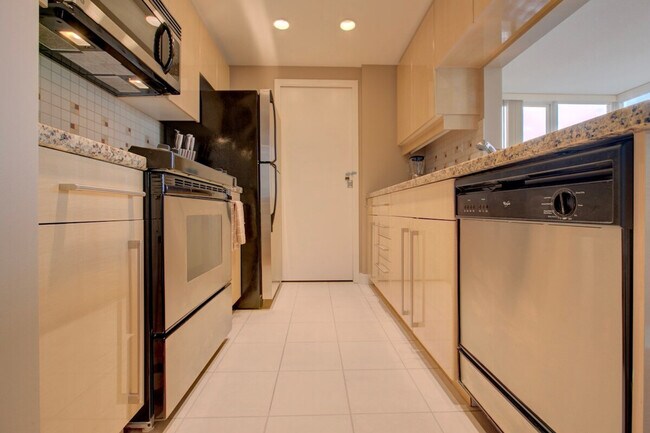 Photo - 1300 Pacific Blvd Unit ID1345528P