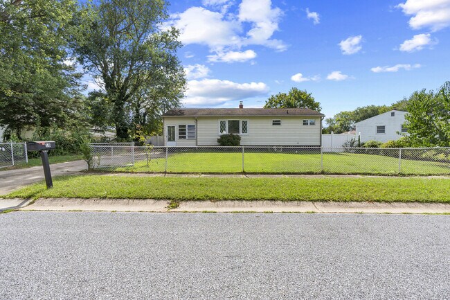 Photo - 18 John Collins Cir