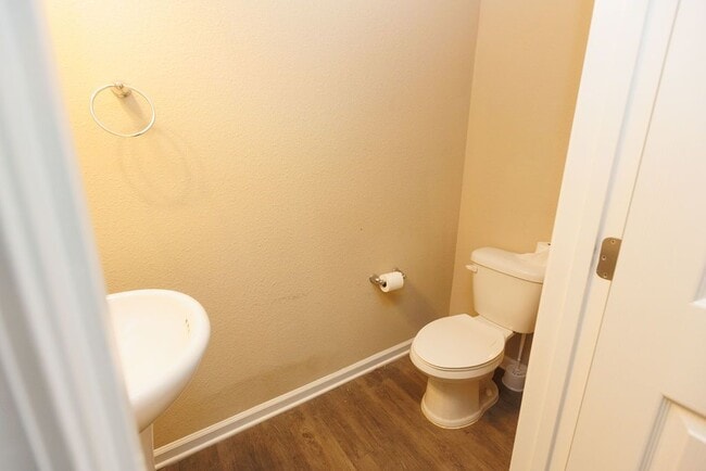 Photo - 3 Bedroom 2.5 bath home near Downtown with quick access to I-95 and the beaches