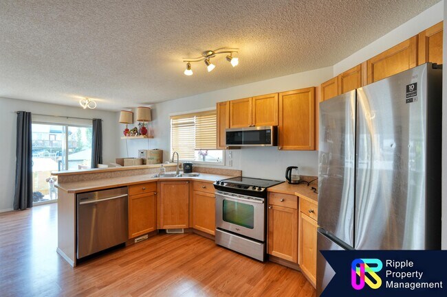 Photo - 15754 Everstone Rd SW