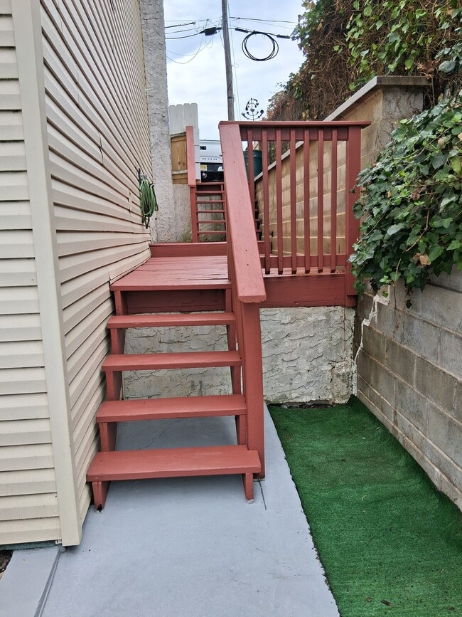 Photo - 53 Edgewater ave