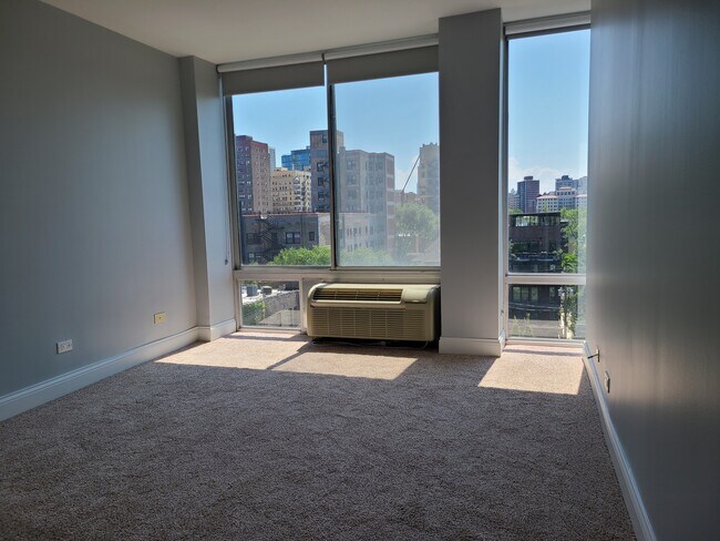 Photo - 450 W Briar Pl Unit 7A