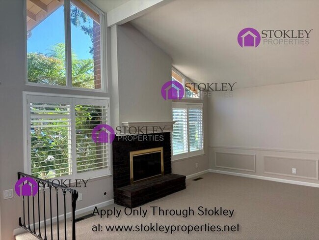 Photo - 637 Tarrytown Ct