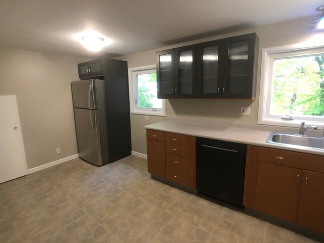 36 Rivermount Terrace Unit B
