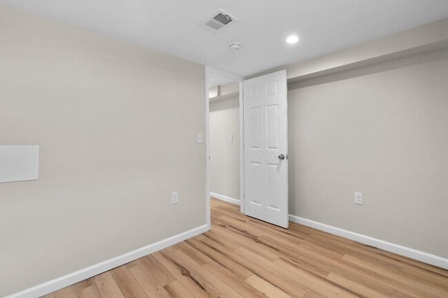 Photo - 139 N Montford Ave