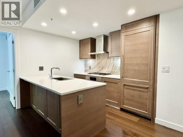 5629 Birney Ave Unit 2XX